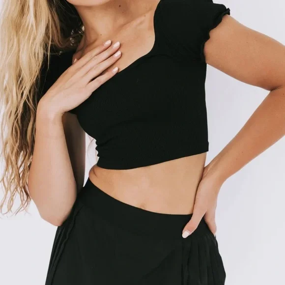 FREE PEOPLE - HAPPINESS RUNS PUFF SLEEVE CROP TANK - Picture 2 of 3